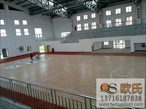 運(yùn)動(dòng)場(chǎng)館實(shí)木運(yùn)動(dòng)地板,運(yùn)動(dòng)館實(shí)木地板,運(yùn)動(dòng)場(chǎng)木地板 運(yùn)動(dòng)場(chǎng)館實(shí)木運(yùn)動(dòng)地板,運(yùn)動(dòng)館實(shí)木地板,運(yùn)動(dòng)場(chǎng)木地板